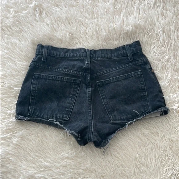 Levi's Black Jean Shorts High-Waisted Distressed - Picture 2 of 3